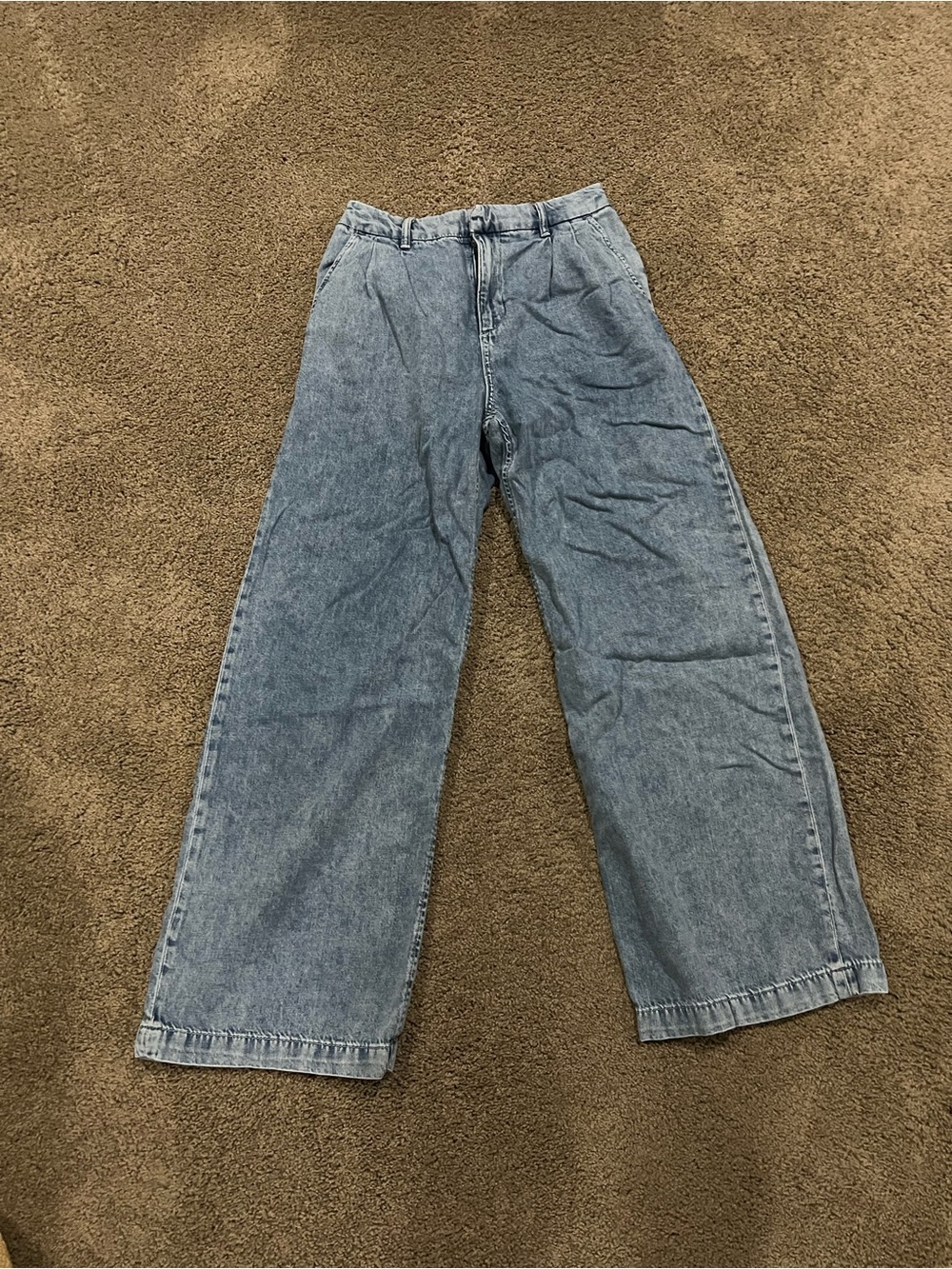 NWOT Wide Leg Light Wash Denim Jeans